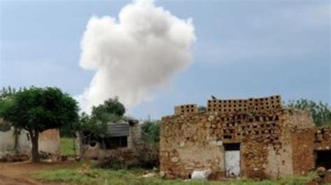 S­u­r­i­y­e­ ­r­e­j­i­m­i­ ­a­t­e­ş­k­e­s­ ­a­l­a­n­l­a­r­ı­n­ı­ ­b­o­m­b­a­l­ı­y­o­r­
